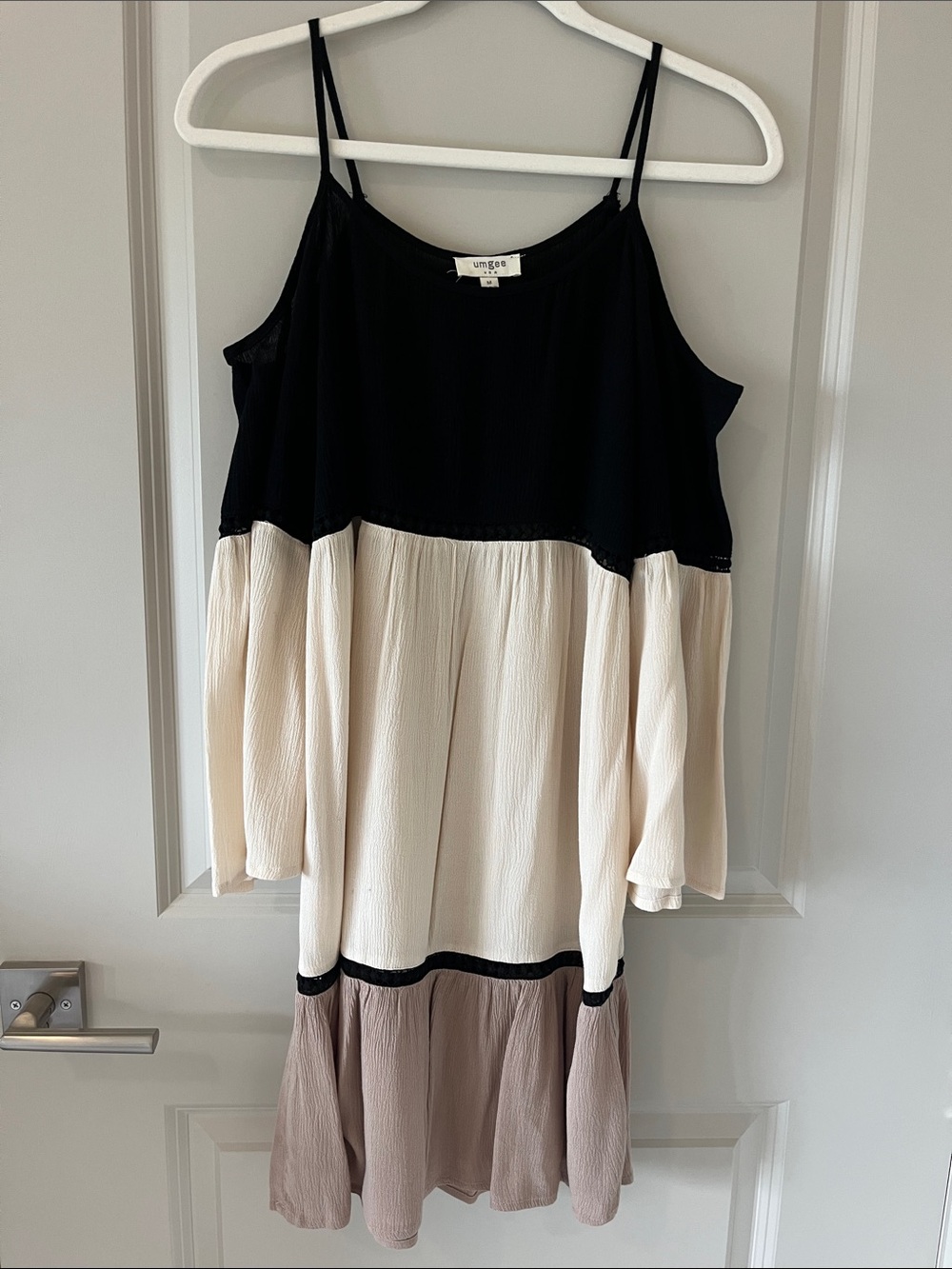 Umgee Black, Cream & Taupe Tiered Cold-Shoulder Dress